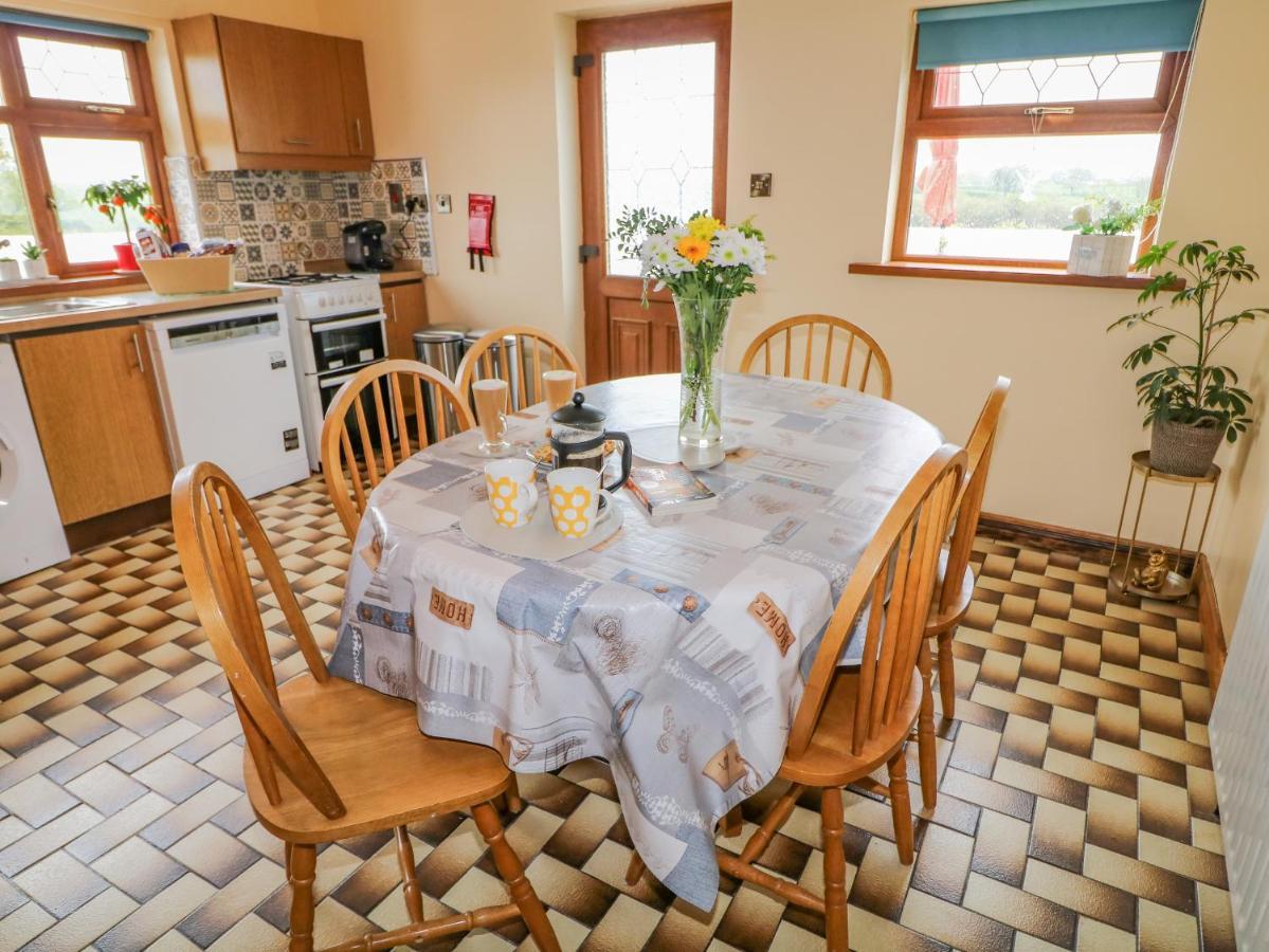 Annie'S Place Villa Newry Ngoại thất bức ảnh